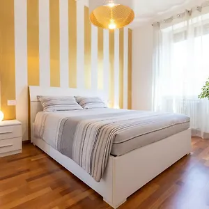 Golden House , Milan Italie